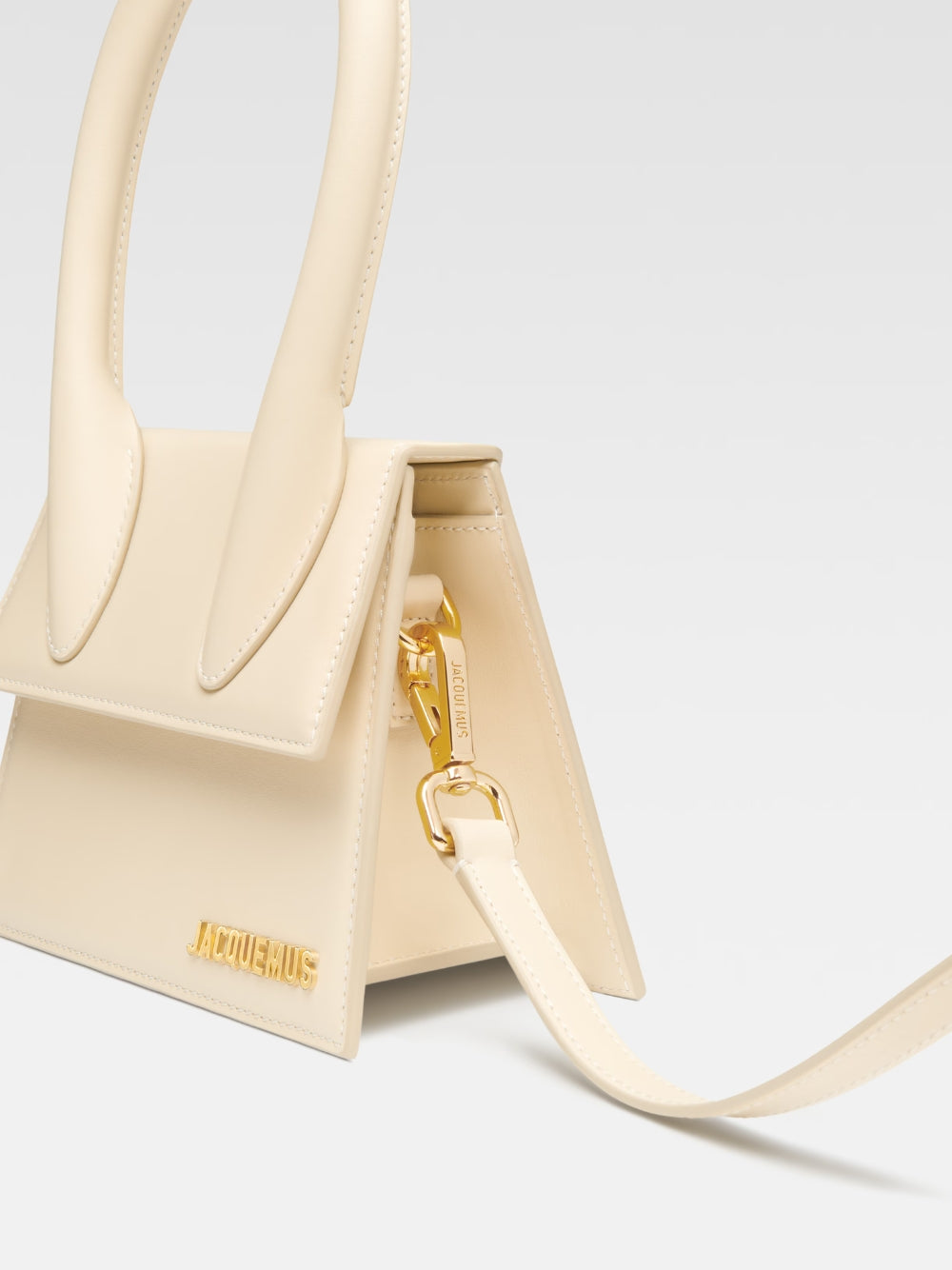 JACQUEMUS Le Chiquito Moyen marfim