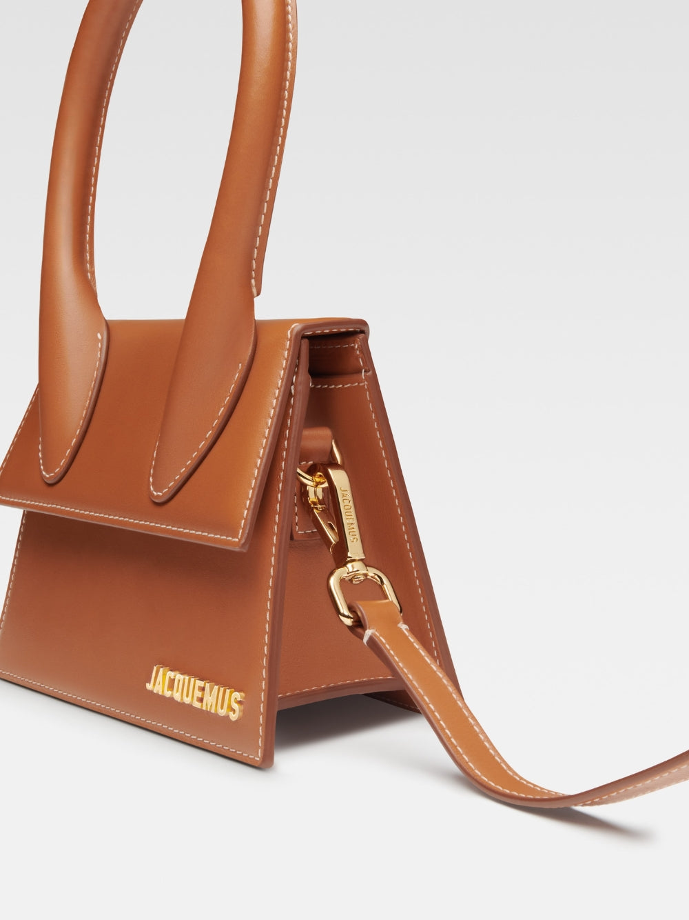 JACQUEMUS Le Chiquito Moyen castanha